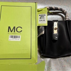 2pc Black bucket bag style Handbag with crossbody strap & removable scarf